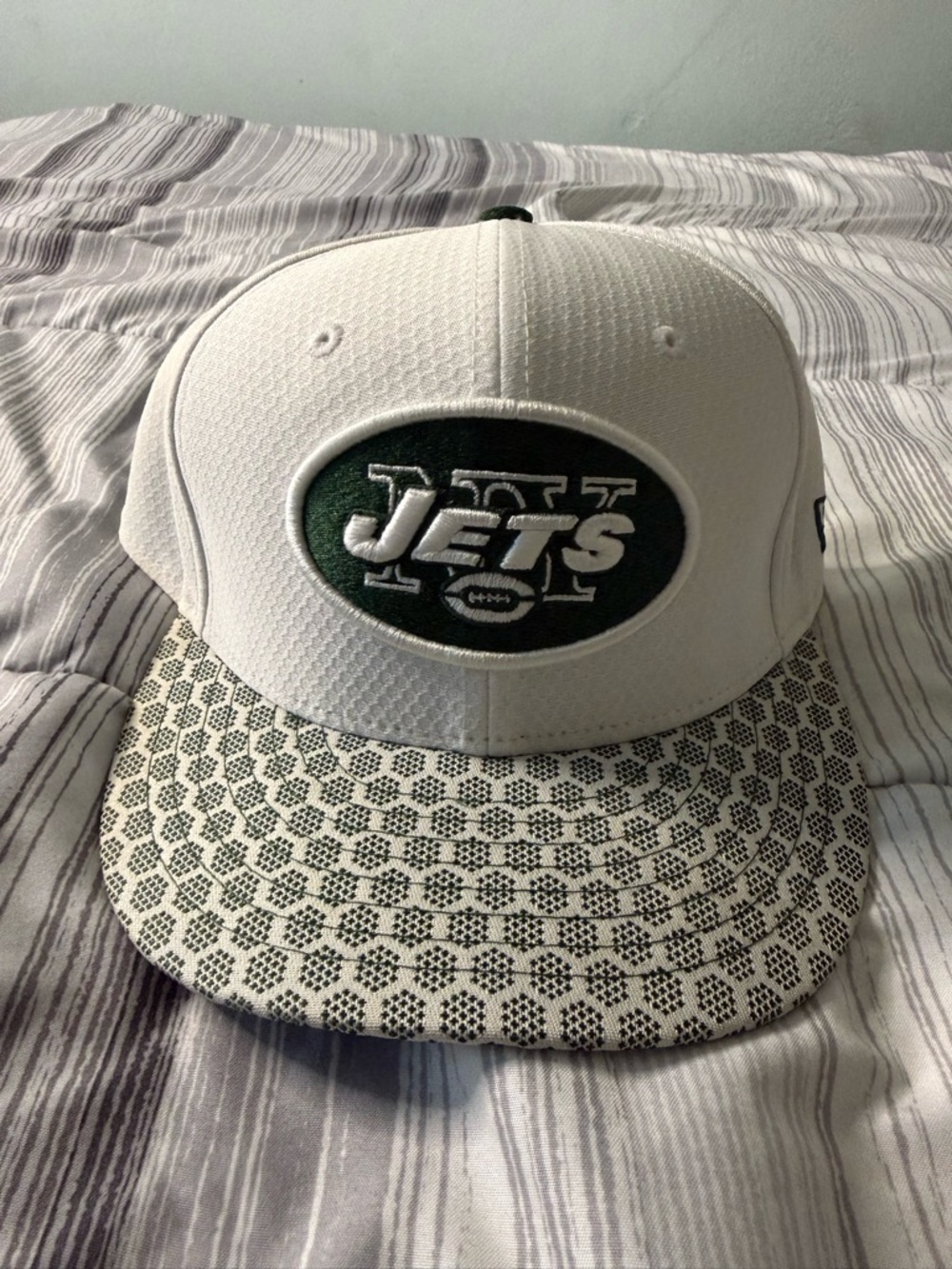 NFL White and Green New York Jets Snapback Hat
